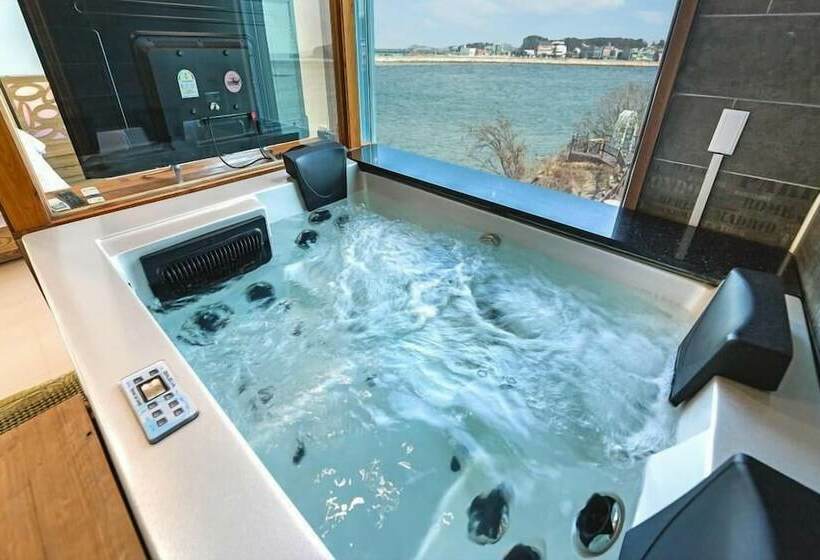 Youngheungdo Duniaspa Pension