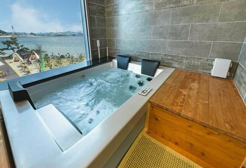 Youngheungdo Duniaspa Pension