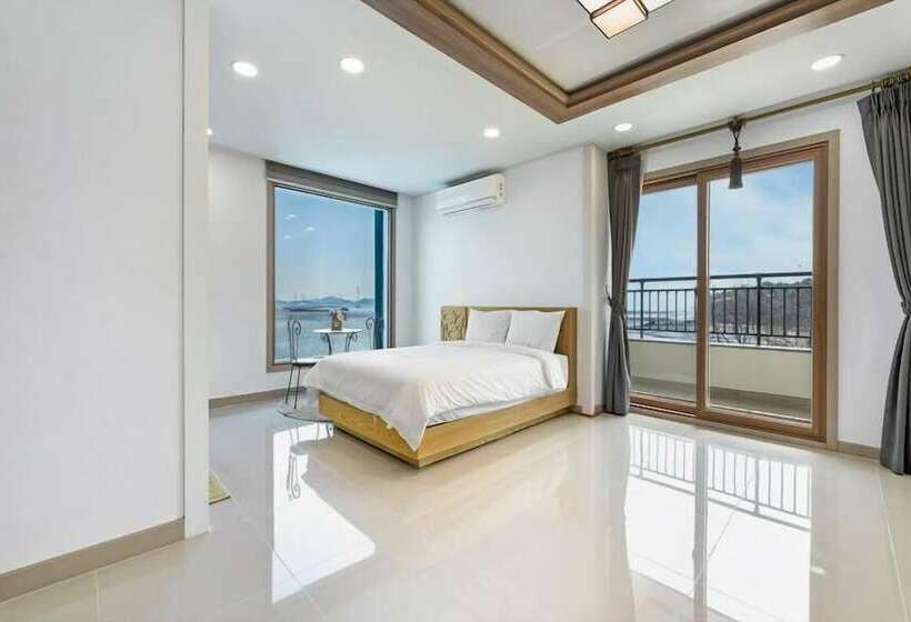 Youngheungdo Duniaspa Pension