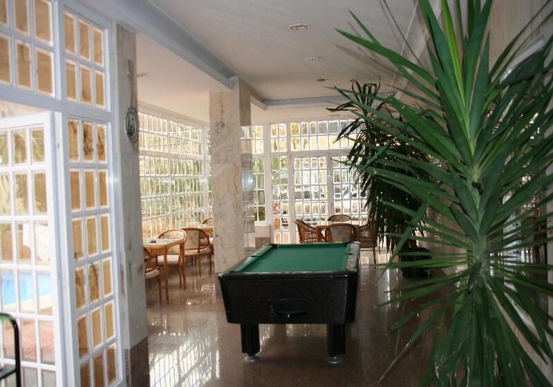 Apartamentos Maria Victoria