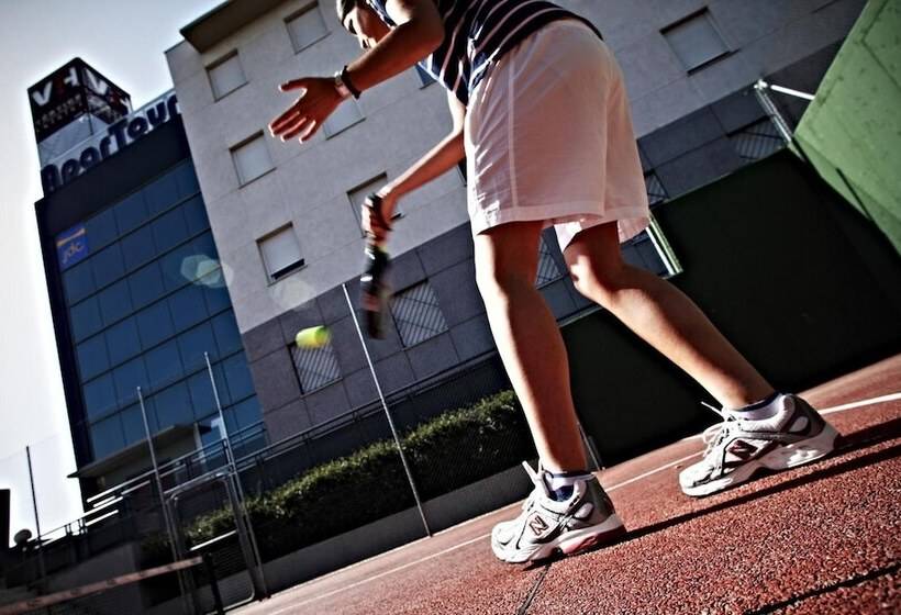 Apartamentos Vértice Sevilla Aljarafe