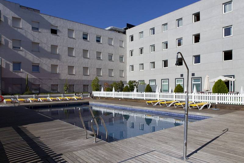 Apartamentos Vértice Sevilla Aljarafe