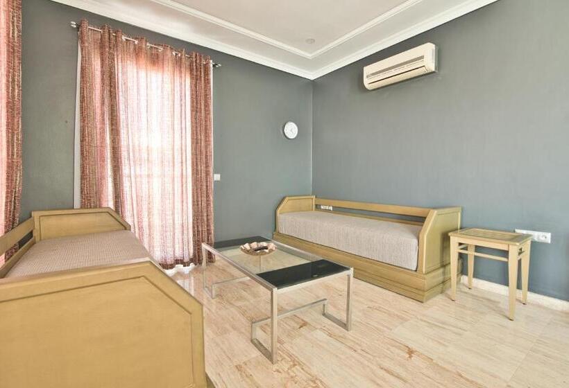 Appart Hôtel Founty Beach