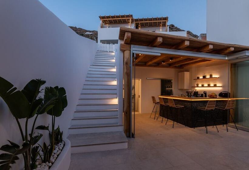 Avra Mykonos