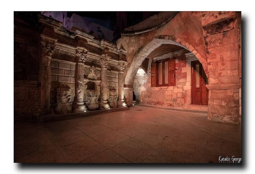 Casa Moazzo Suites And Apartments