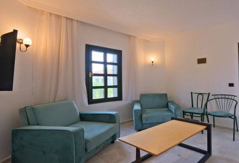 Club Mel Holiday Resort