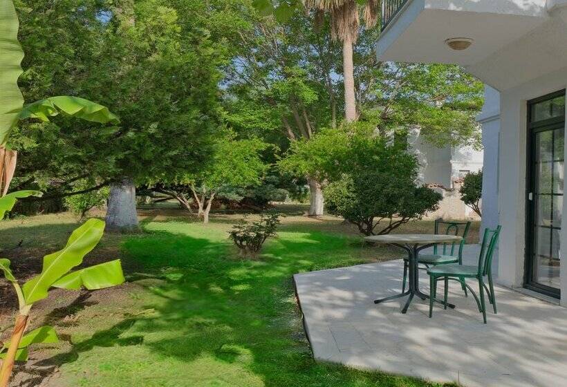 Club Mel Holiday Resort