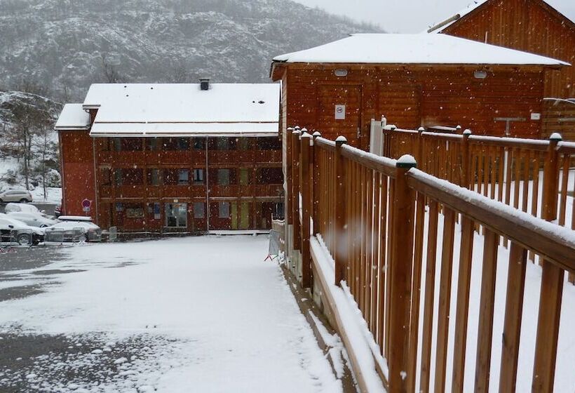 Résidence Domaine De La Vallée D Ax   Location à La Nuit, Linge Inclus