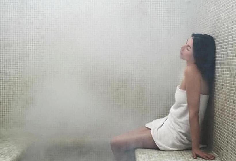 Edition Old City Hotel