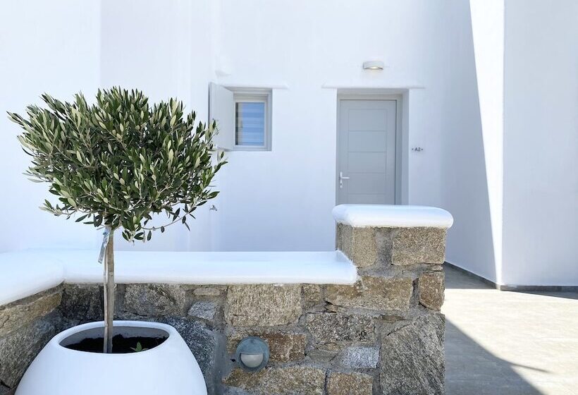 Eleftheria Hotel & Apartments