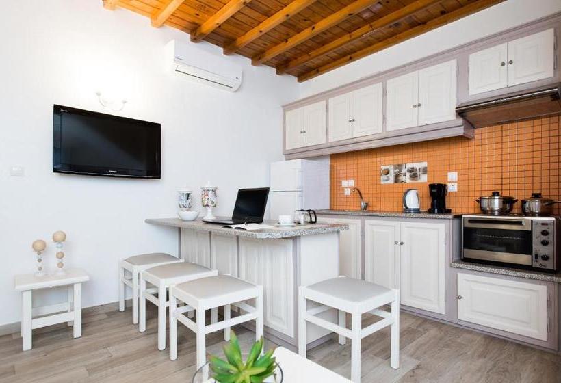 Filoxenia Apartments