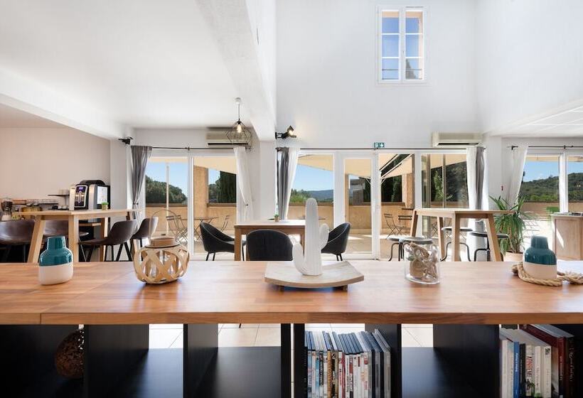 Garden & City Les Bastides De Grimaud