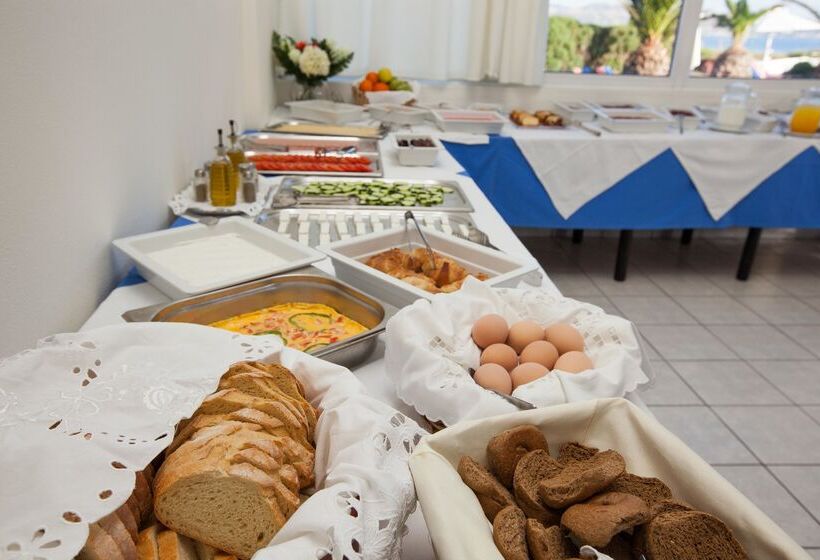 فندق Akti Corali