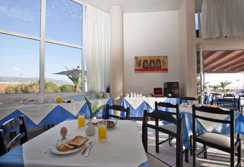 فندق Akti Corali