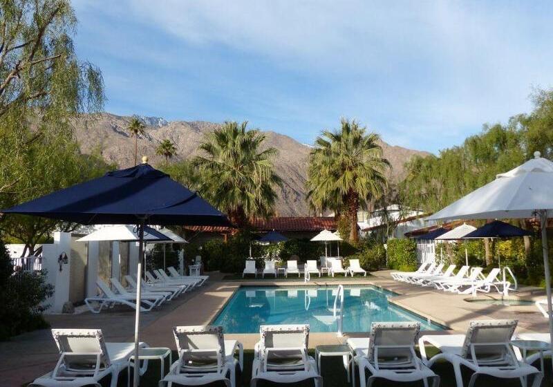 בית מלון כפרי Alcazar Palm Springs