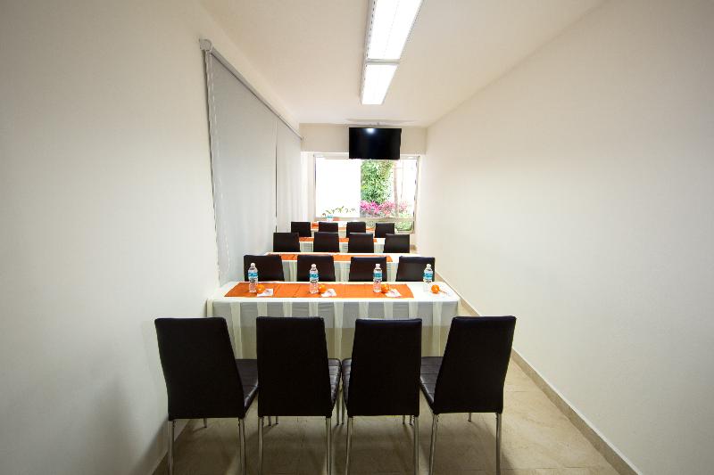 호텔 Ambiance Suites