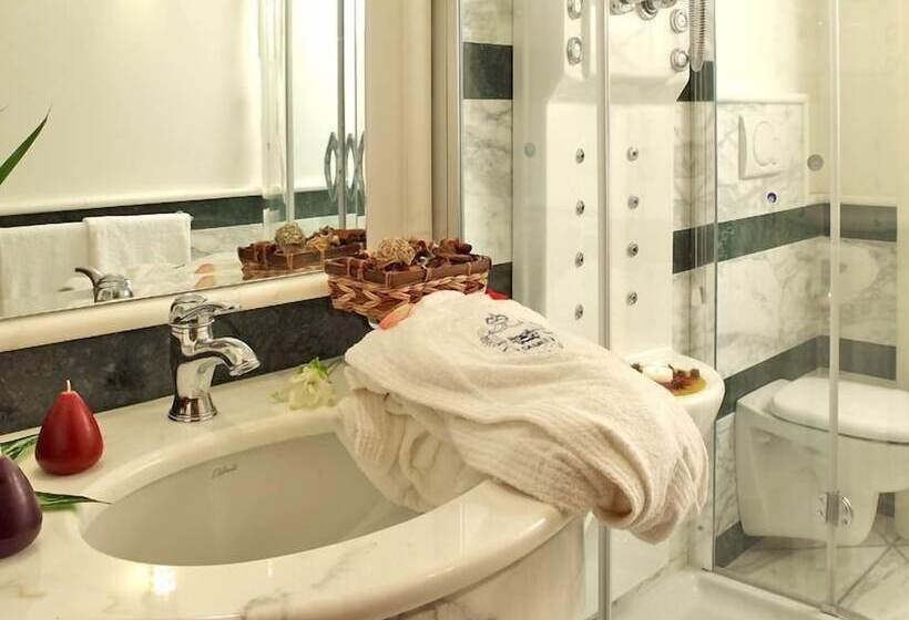 فندق Antico Casale Russo