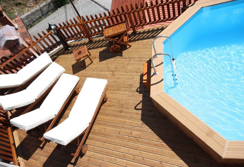 호텔 Archontiko Metsovou Luxury Boutique