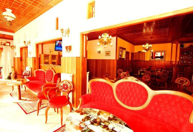 호텔 Archontiko Metsovou Luxury Boutique