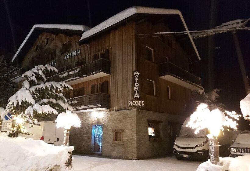 호텔 Astoria