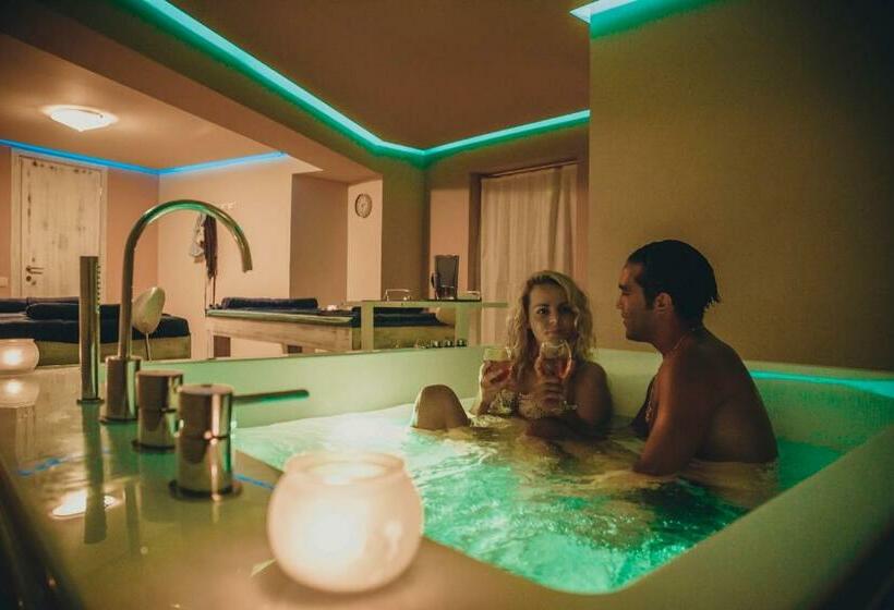 ホテル Athina Palace Resort & Spa