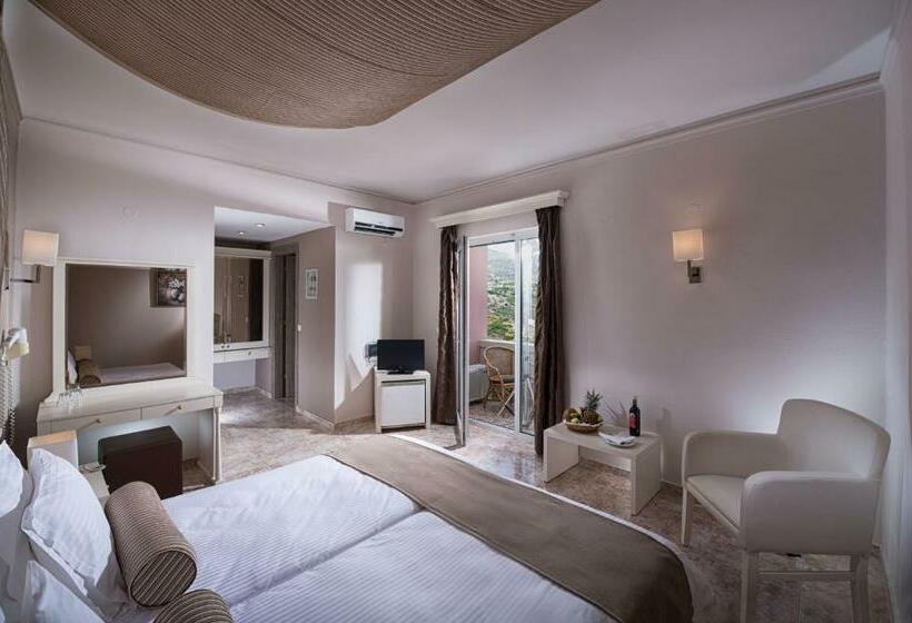 ホテル Athina Palace Resort & Spa