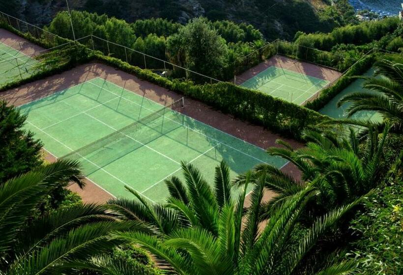 ホテル Athina Palace Resort & Spa