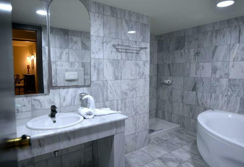 ホテル Athina Palace Resort & Spa