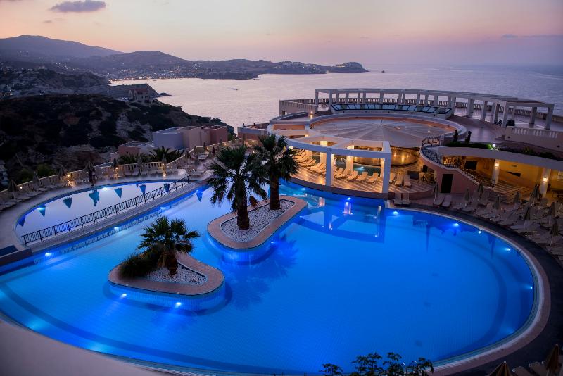 ホテル Athina Palace Resort & Spa