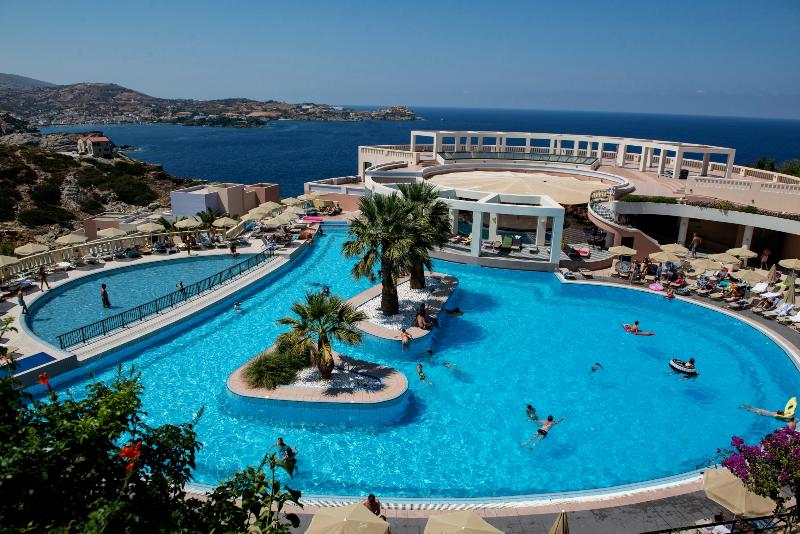 ホテル Athina Palace Resort & Spa