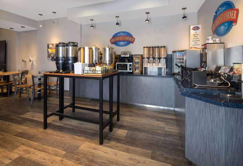 Отель Baymont By Wyndham Las Vegas South Strip