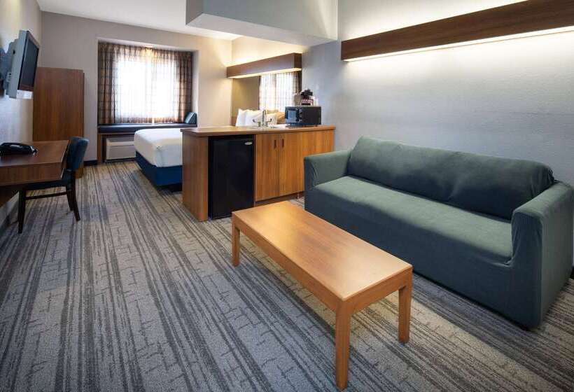 Отель Baymont By Wyndham Las Vegas South Strip