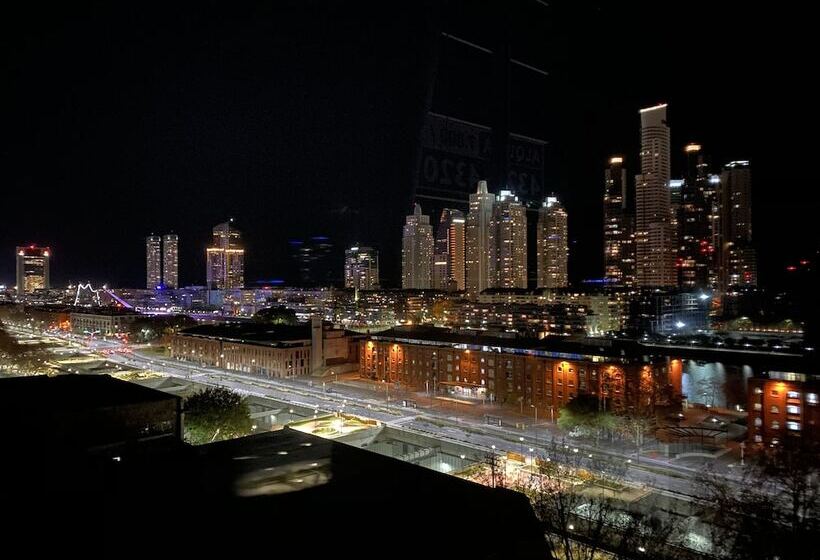 هتل Believe Madero