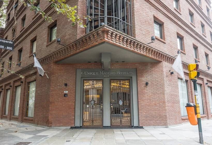 هتل Believe Madero