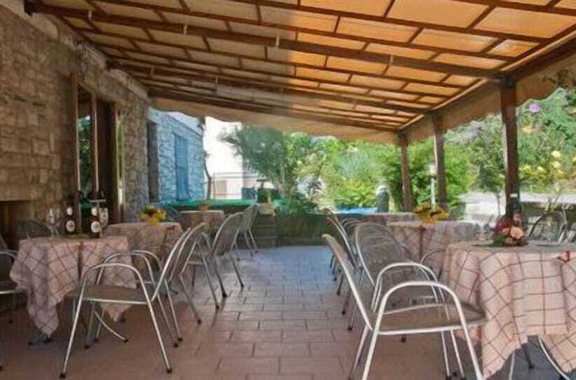 בית מלון כפרי Belvedere