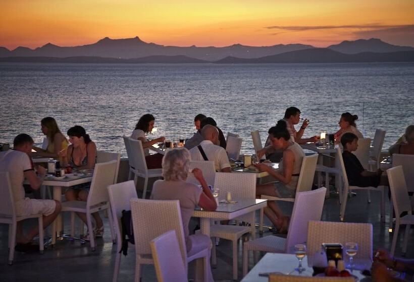 ホテル Bodrum Holiday Resort & Spa