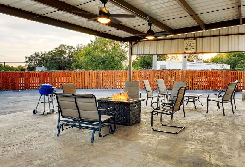 فندق Best Western Plus Riata