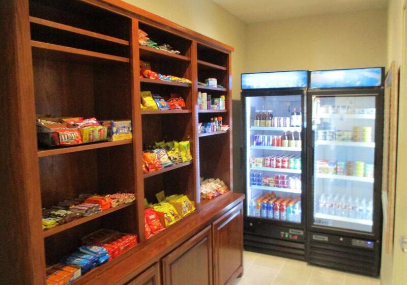 فندق Best Western Plus Riata