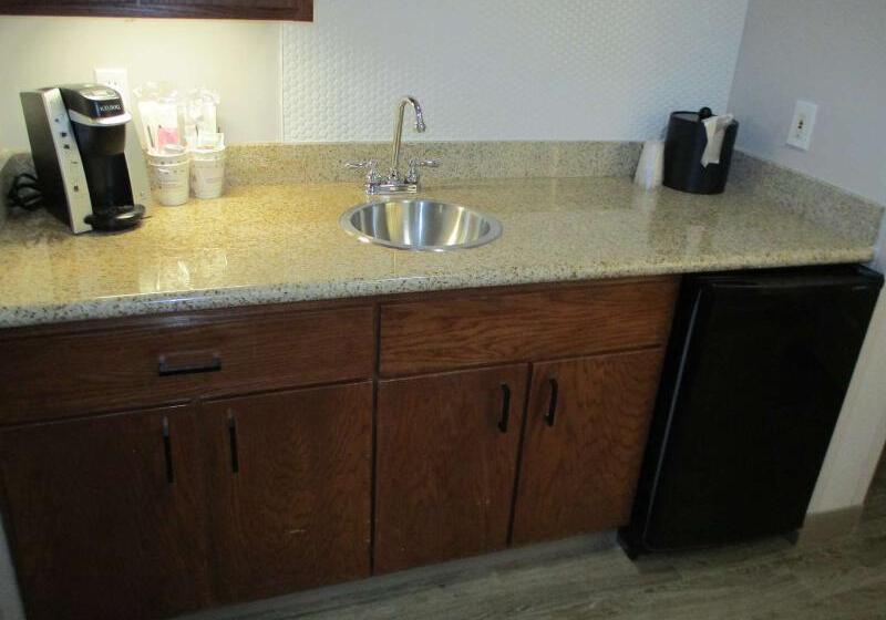 فندق Best Western Plus Riata