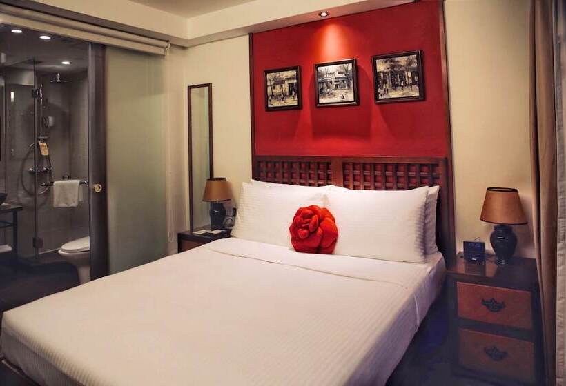 هتل Butterfly On Wellington, Central