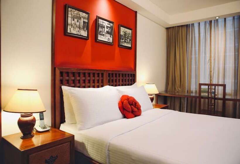 هتل Butterfly On Wellington, Central