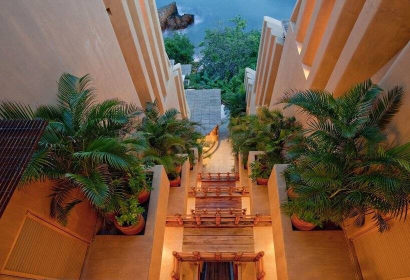 ホテル Cala De Mar Resort & Spa Ixtapa