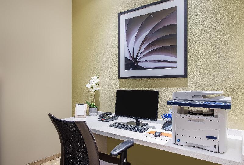 בית מלון כפרי Candlewood Suites Bowling Green, An Ihg