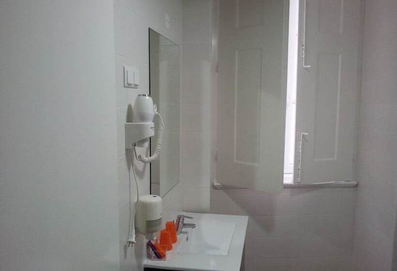 فندق Casa João Chagas Guesthouse, Constância