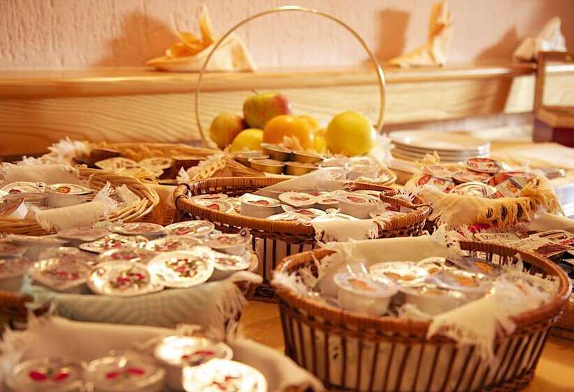 בית מלון כפרי Centrale