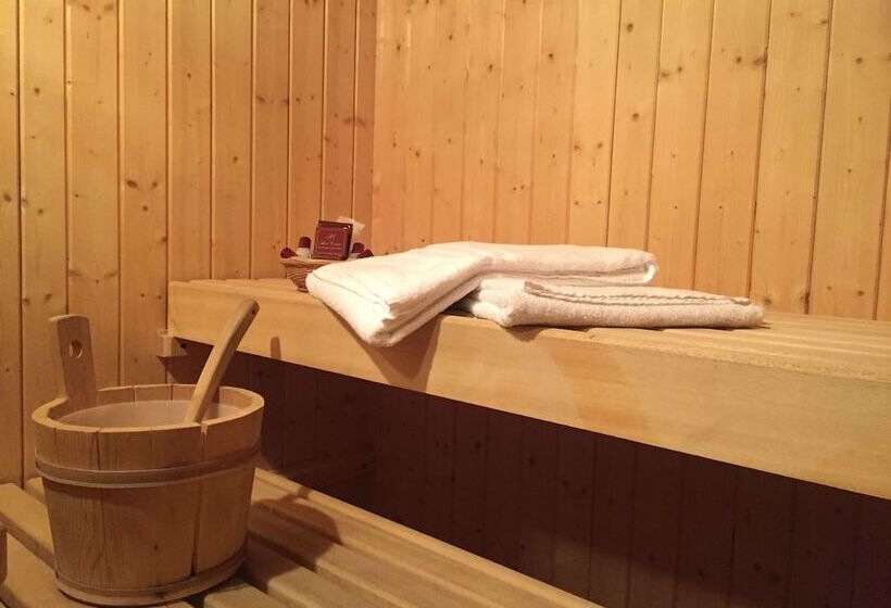 בית מלון כפרי Centrale