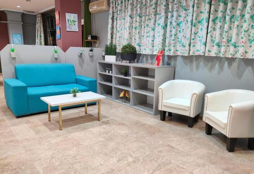 Отель Cogullada