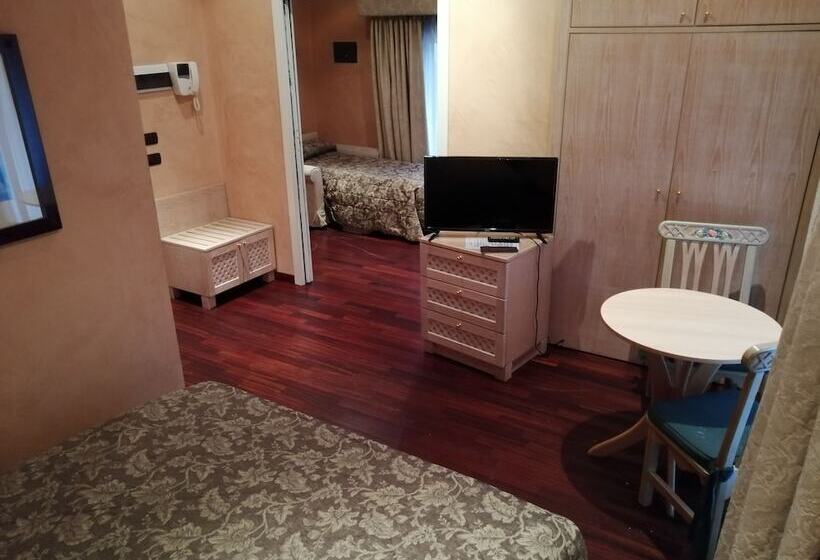 בית מלון כפרי Colosseo Studio Suite