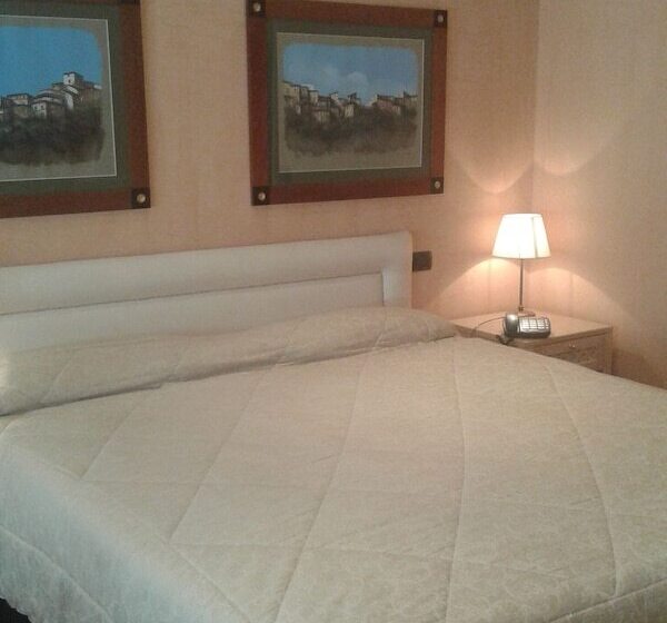 בית מלון כפרי Colosseo Studio Suite