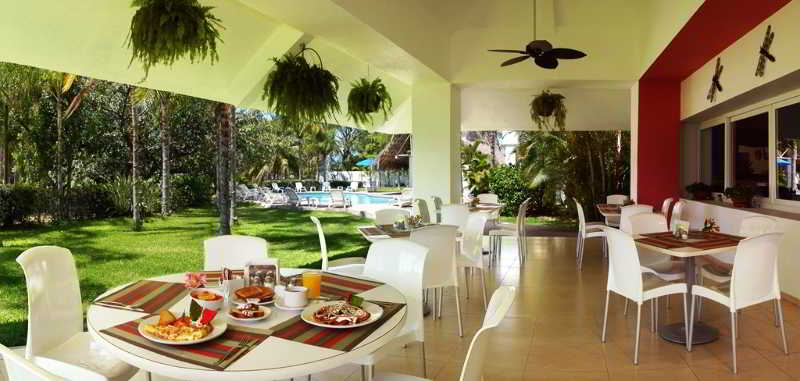 בית מלון כפרי Comfort Inn Puerto Vallarta Golfside & Marina
